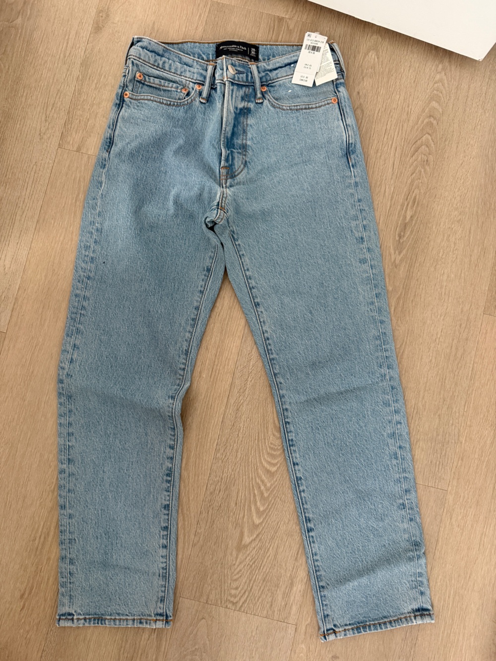 Men’s Light Blue Straight Leg Jeans
